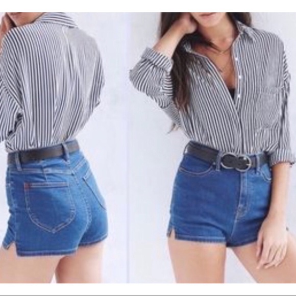 Urban Outfitters Pants - UO BDG Super High Rise Spade Pinup Shorts, 26